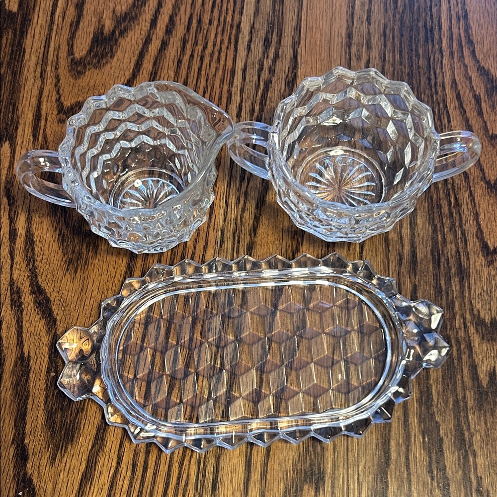 Elegant Crystal Creamer and Sugar Set